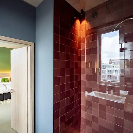 Theclouth Hotel