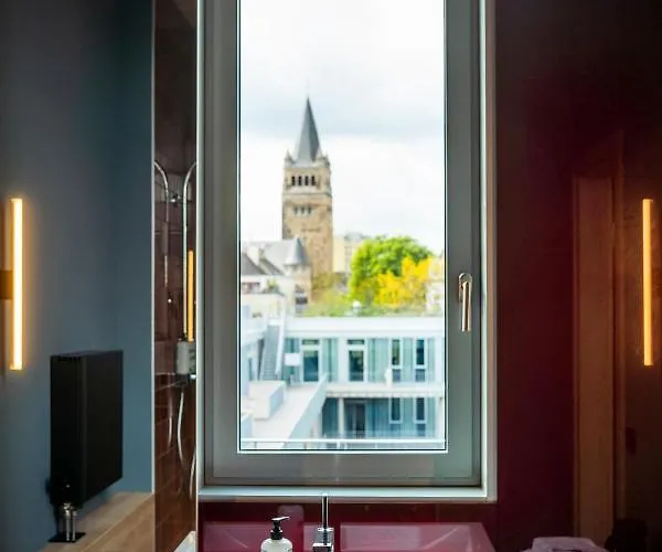 Otel Theclouth