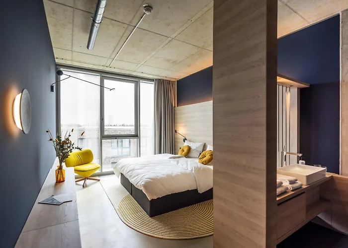 Otel Theclouth