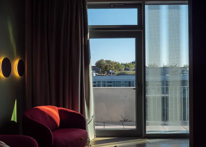 Theclouth Otel