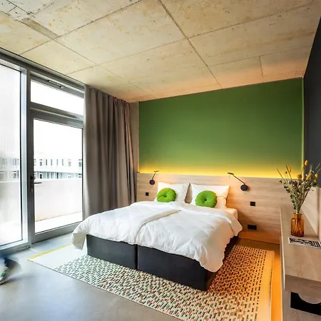 Hotel Theclouth 3*