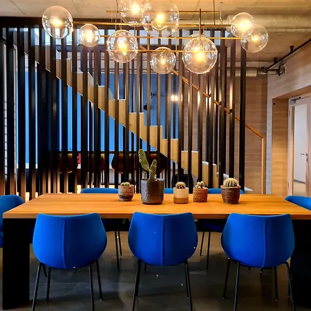 Hotel Theclouth Cologne