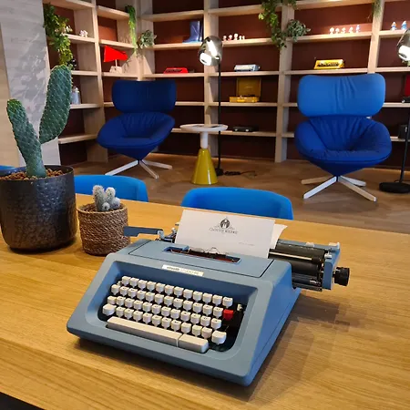 Theclouth فندق كولونيا