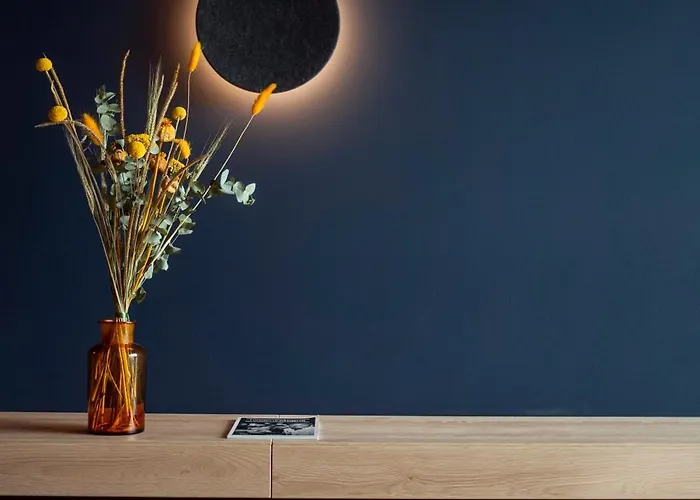 Theclouth 3* كولونيا