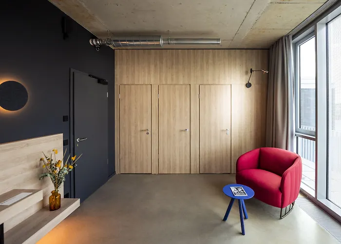 Theclouth 3* Cologne