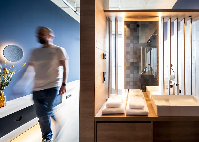 Hotel Theclouth Cologne